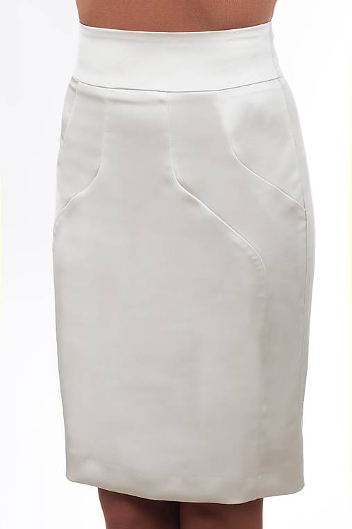 Sukne - Dámska saténová sukňa so širokým pásom smotanová - 17929638_