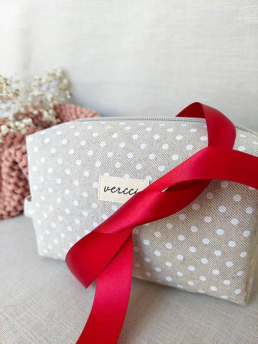 Taštičky - Kozmetická taštička MALÁ CESTOVATEĽKA - 17930721_