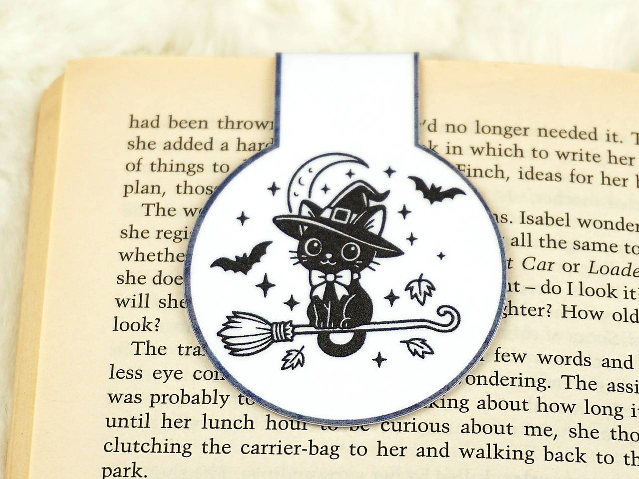 Halloweenska kolekcia magnetických záložiek | Vyberte si svoj motív (Magická mačka)