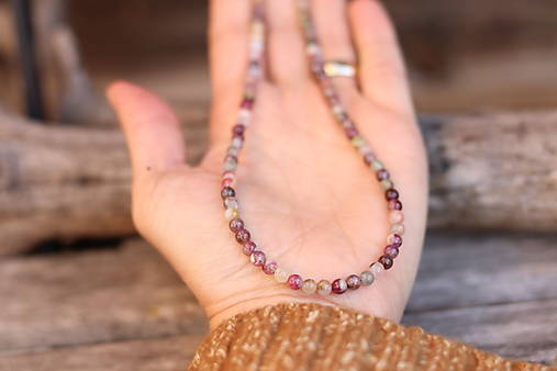 Náhrdelník turmalín