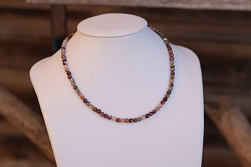 Náhrdelník turmalín