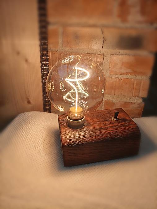 Lampa nočná dekoračná