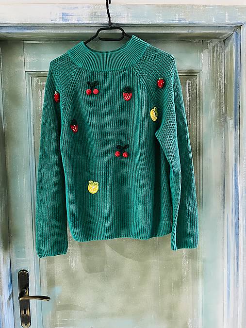 Svetre a kardigány - Veselý sveter jahody a iné plody;) - 17932595_