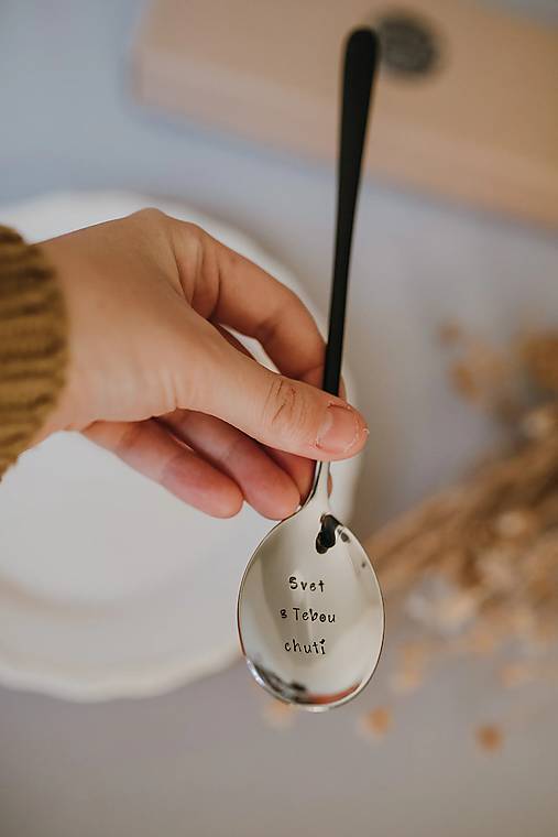 Lyžica Ručičkovo - Svet s Tebou chutí