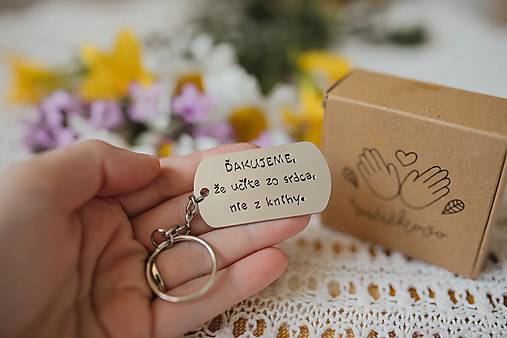 Kovové kľúčenky Ručičkovo s ručne vyrazeným textom