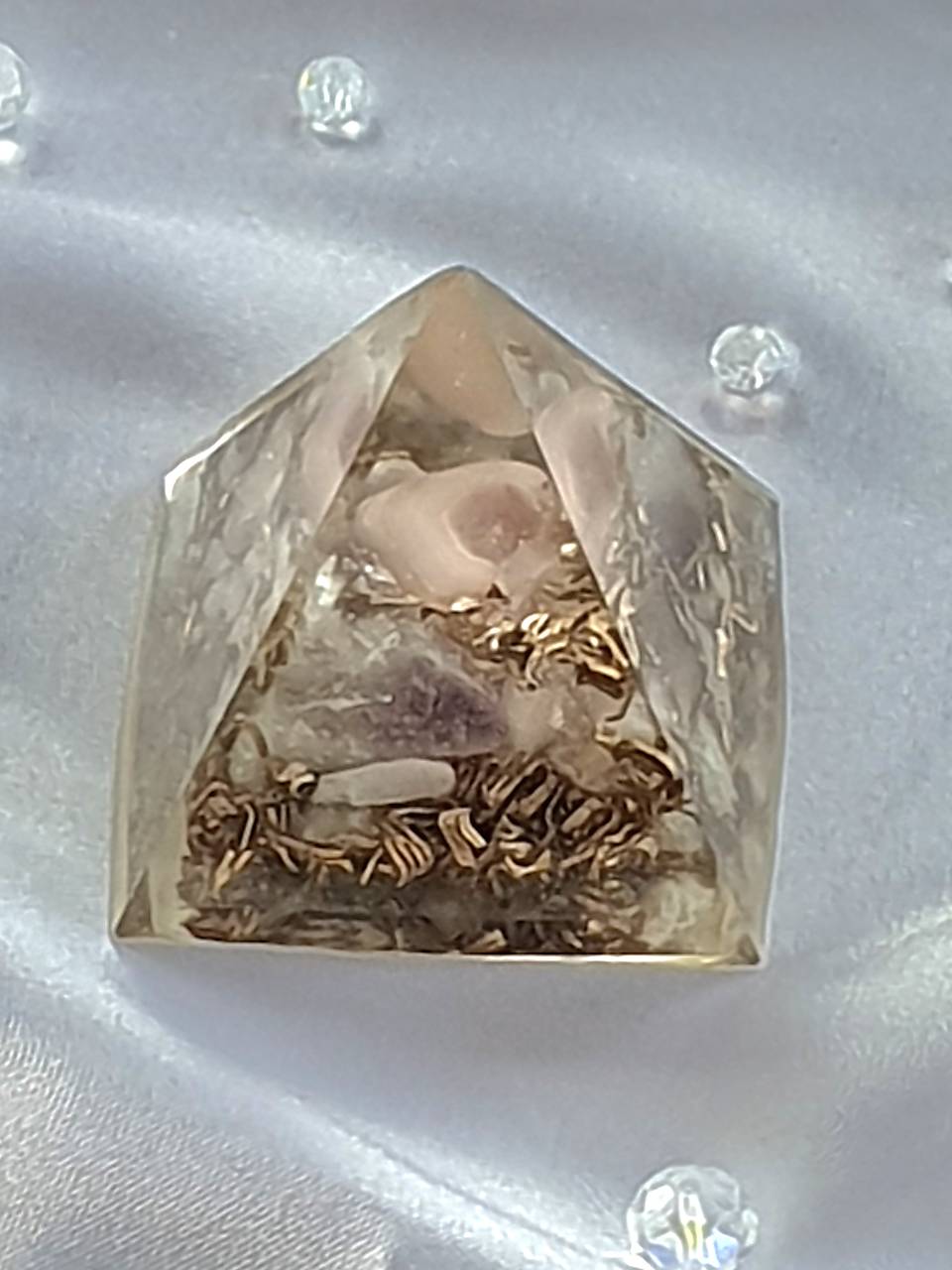 Orgonitová pyramída LÁSKA A HARMÓNIA