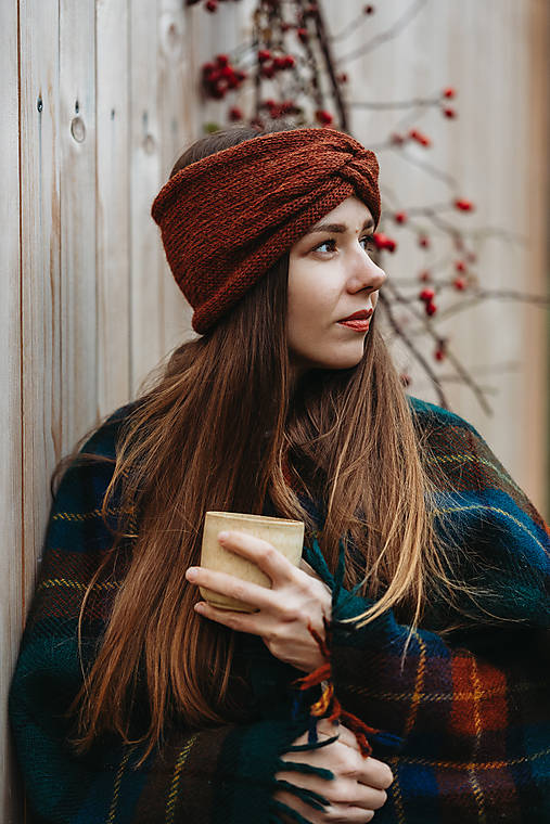 Čiapky, čelenky, klobúky - Pletená čelenka "Plody lesa" oriešok - 17937357_