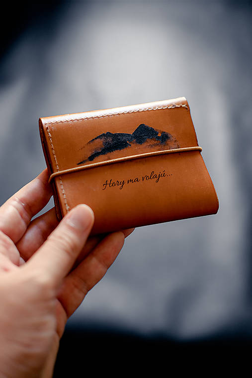 Pánske tašky - Pánska kožená peňaženka s gravírovaním - 17937589_