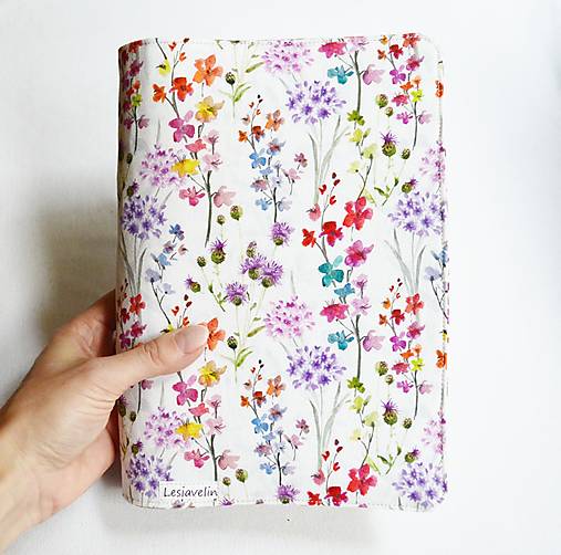Papiernictvo - Obal na knihu nastaviteľný - Pestrofarebné kvety (bavlna) - 17936612_