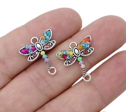 CO104 Konektor vážka s kamienkami 2,3 cm (Strieborná)