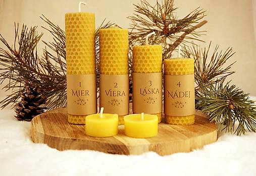 Adventná sada sviečok z včelieho vosku | Mier, Viera, Láska, Nádej | Prírodný adventný veniec (normál - sviečky o priemere 3,7 cm)