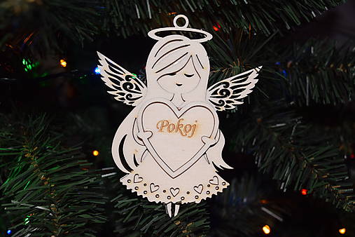 Dekorácie - Drevený anjelik „Pokoj“ – 3D vrstvená vianočná ozdoba – z preglejky 4 - 17936102_