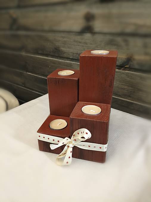 Sada adventých svietnikov z dreva