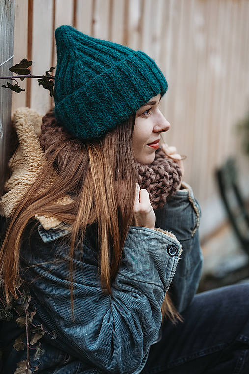 Čiapky, čelenky, klobúky - Ručne pletená čiapka "LUNA" zelená - 17938644_