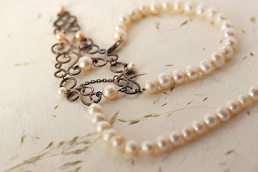 Strieborný perlový náhrdelník - Lady Pearls