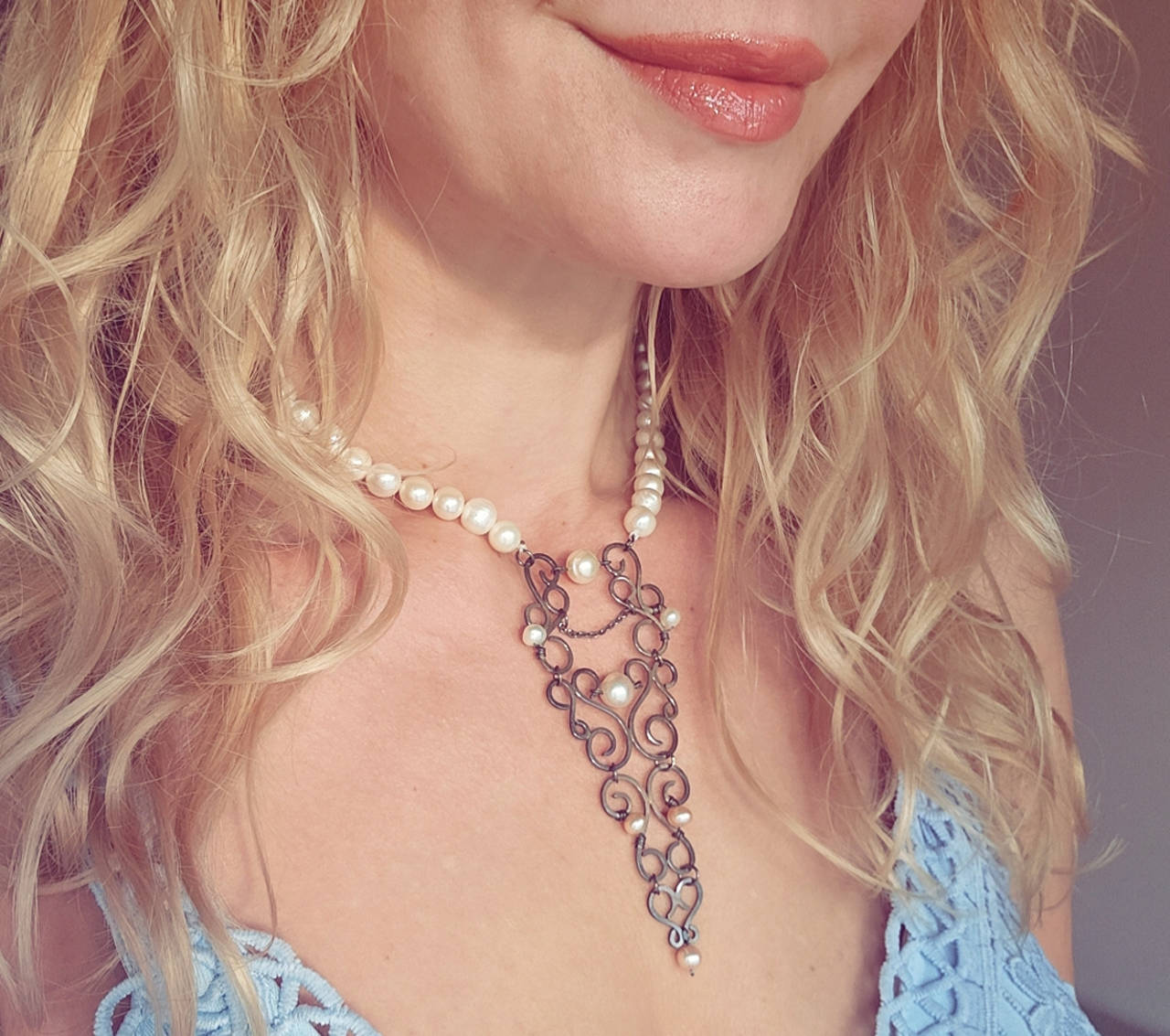 Strieborný perlový náhrdelník - Lady Pearls
