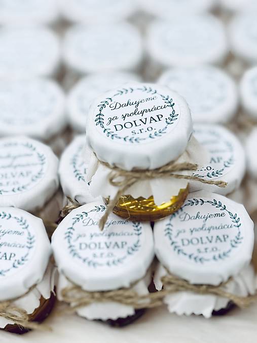 Darčeky pre svadobčanov - Firemné darčeky zamestnancom - 17939416_