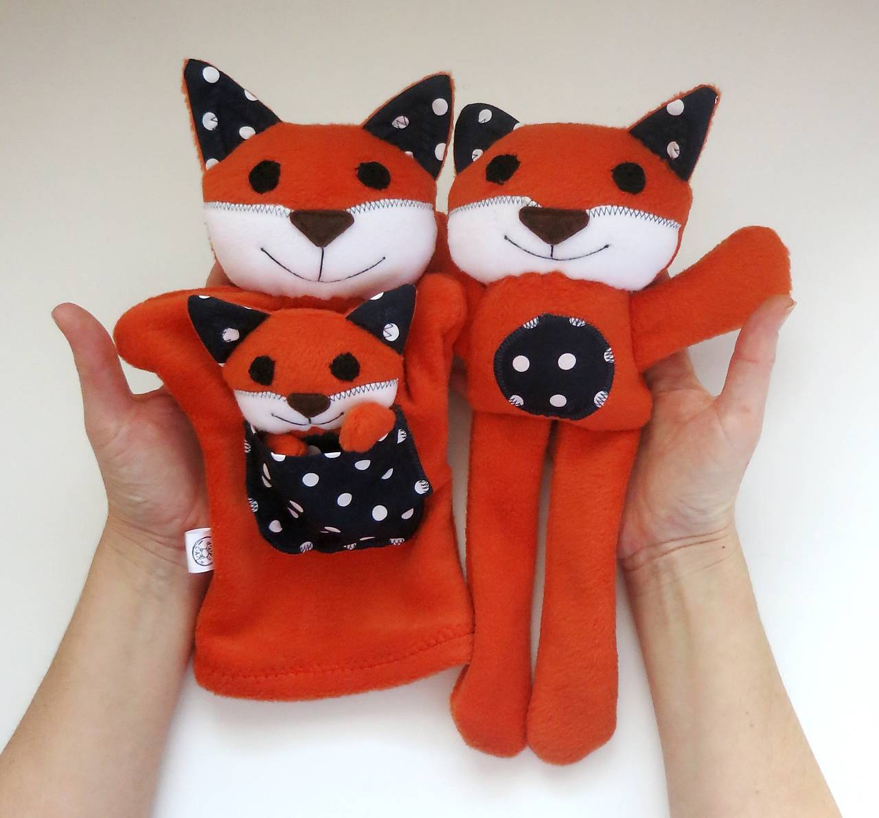 Maňuška líška  (Rodinka Modrých z Bodkovej tône)