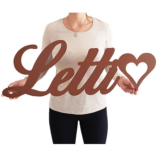 80cm drevené závesné meno na stenu + srdiečko