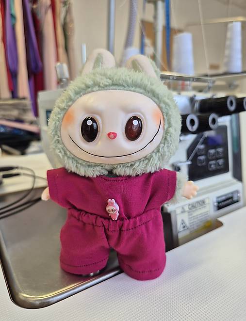 Fuchsiový set pre Labubu