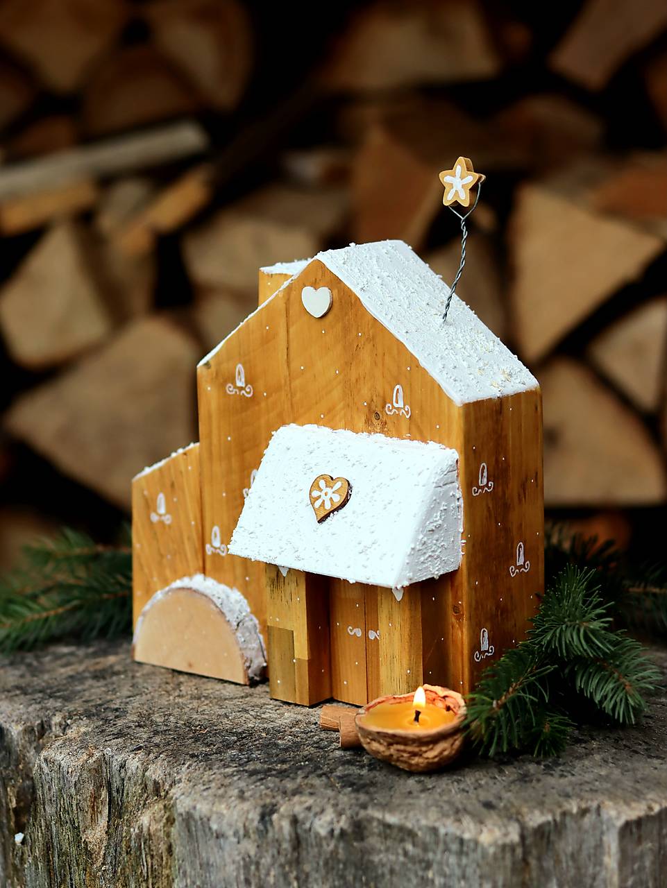 "Starý" drevený obchod s medovníčkami