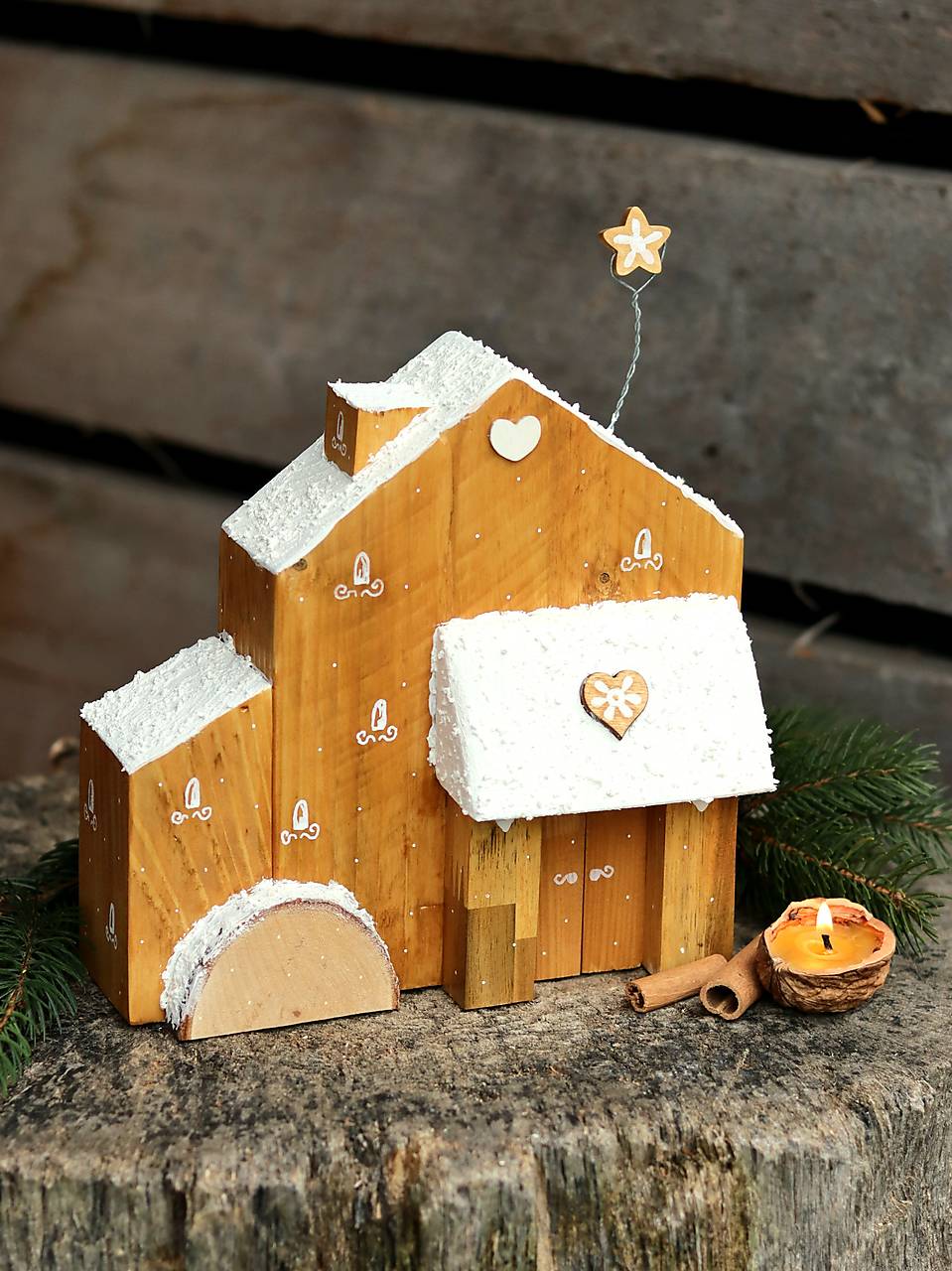 "Starý" drevený obchod s medovníčkami