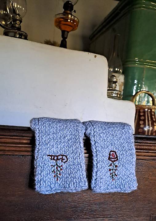 Ponožky, pančuchy, obuv - Ponožky z alpaky s výšivkou - 17939381_