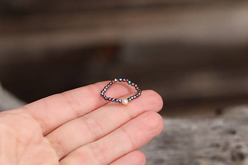 Prsteň zirkón lila