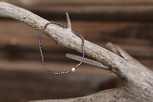 Tenký náramok zirkón lila , perla