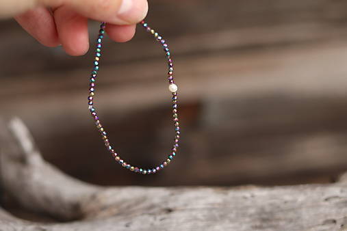 Tenký náramok zirkón lila , perla