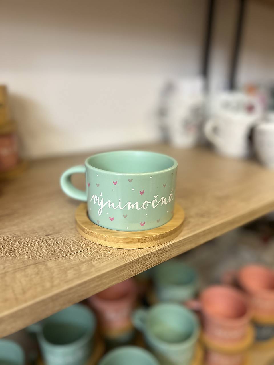 Ručne maľovaná šálka (Výnimočná - mint)