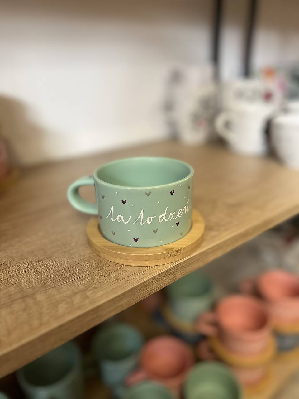 Ručne maľovaná šálka (Ta to dzeň - mint)