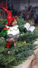 Dekorácie - Vianočné gule -  ŠKRIATKOVIA - 17938590_