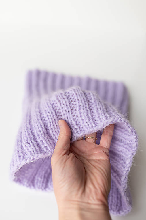 Šály a nákrčníky - Pletený nákrčník "Levanduľa" - 17944947_