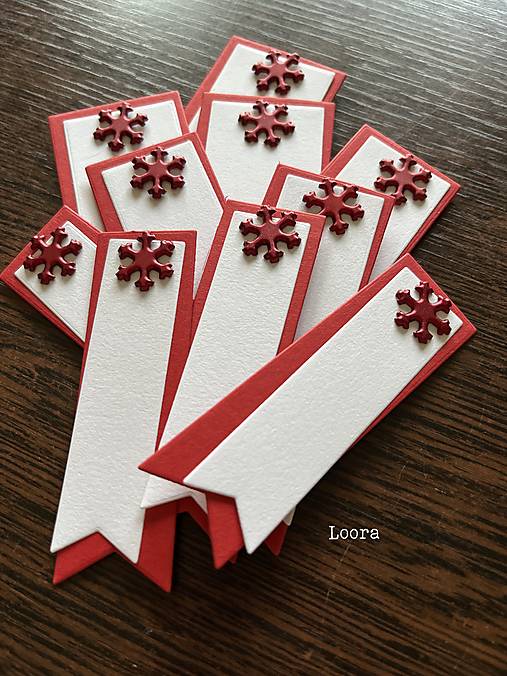 Úložné priestory & Organizácia - Visačky Červená so snehovými vločkami 10 ks - 17943986_