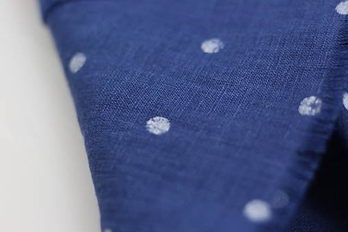 Veľká exkluzívna dámska modrá bodkovaná šatka 100% ľan