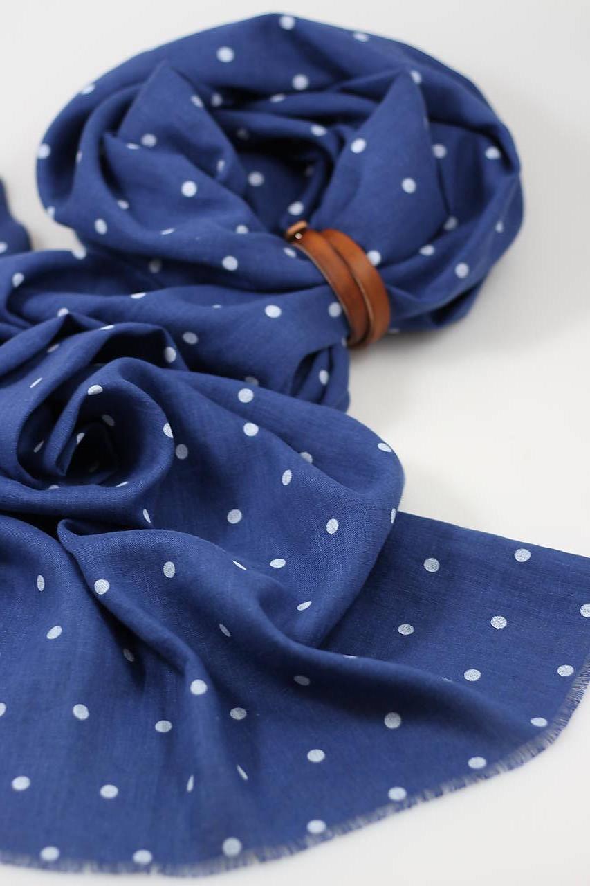 Veľká exkluzívna dámska modrá bodkovaná šatka 100% ľan