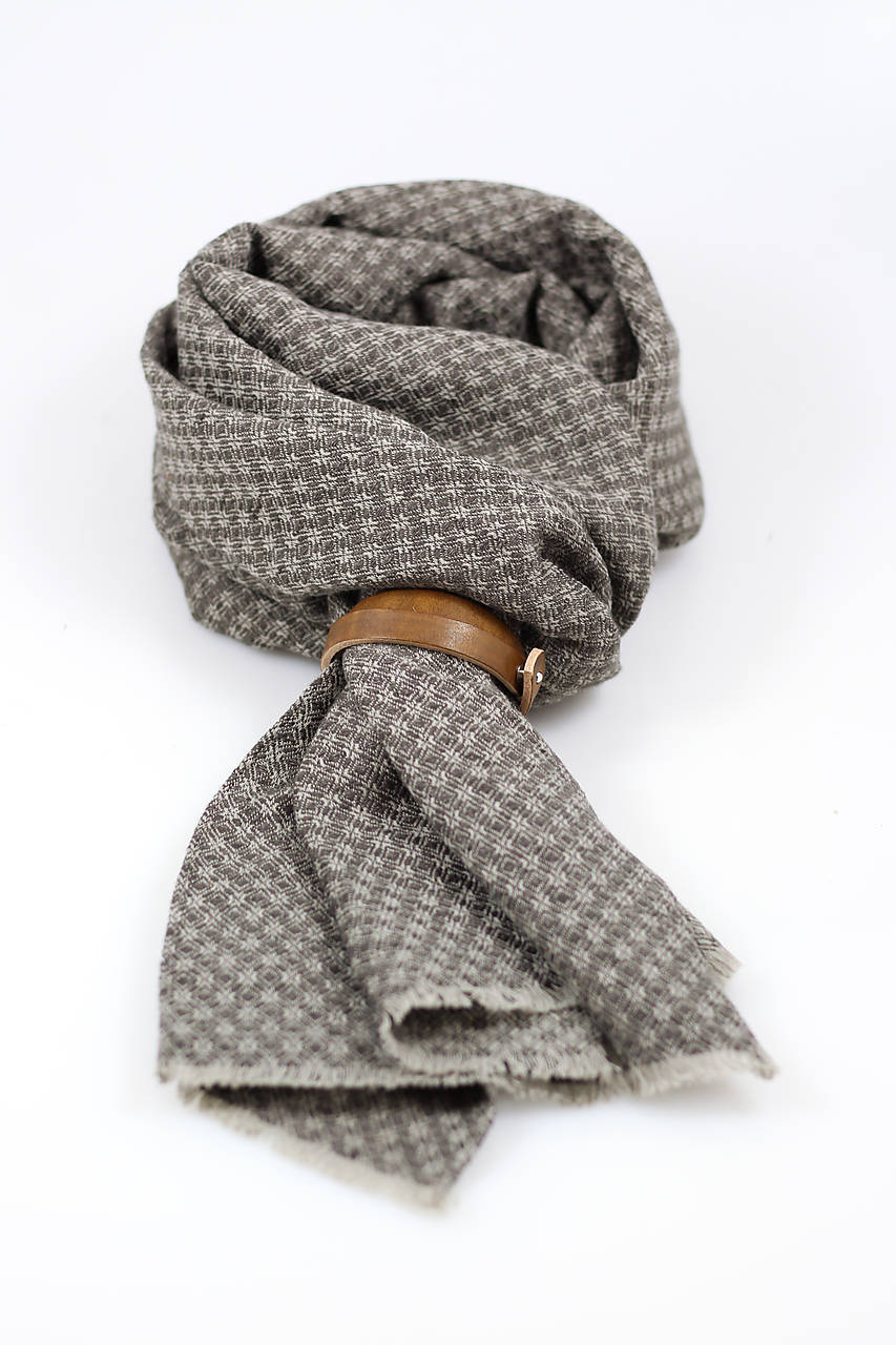 Pánsky hrejivý ľanový šál s hnedým diamantovým vzorom v darčekovom balení "Berry"