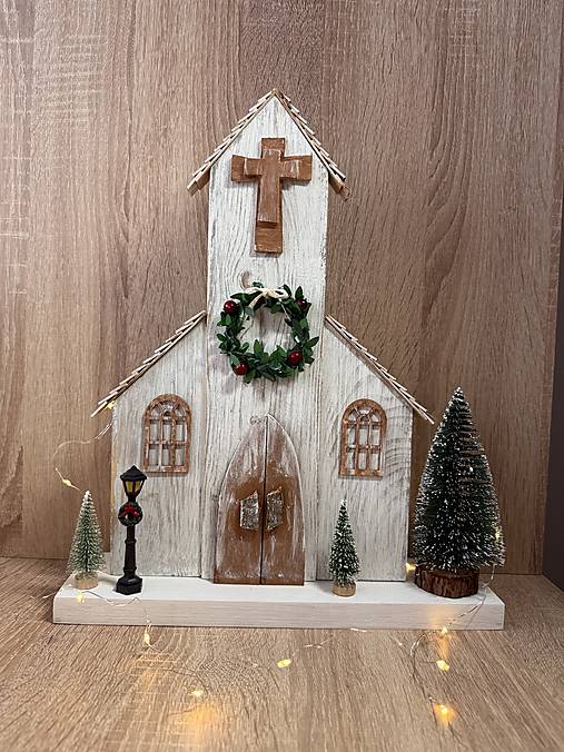 Dekorácie - Drevený vianočný kostol - 17942494_