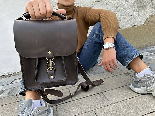 Pánske tašky - Pánska kožená taška s nastaviteľným popruhom (Hnedá tmavá) - 17944142_