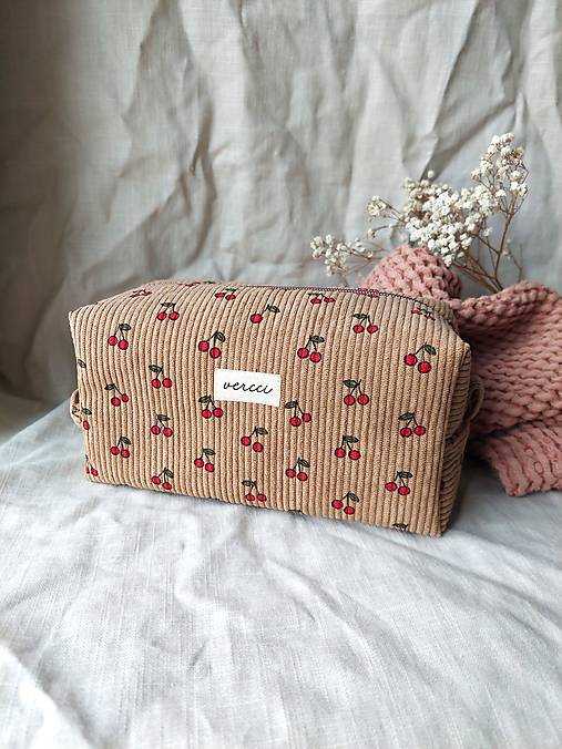 Taštičky - Kozmetická taštička CESTOVATEĽKA - 17942198_