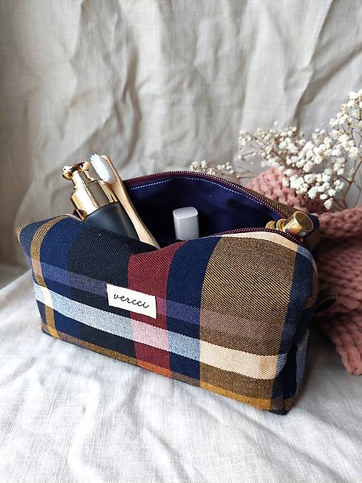 Taštičky - Kozmetická taštička CESTOVATEĽKA - 17942283_