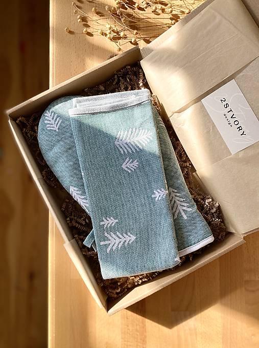 Úžitkový textil - Darčeková sada - rukavica a utierka Winter Forest (tmavozelená) - 17942533_