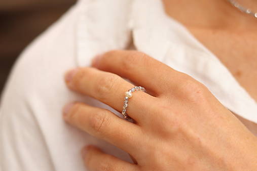 Prsteň krištáľ s perlou