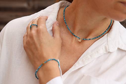 Tenký náramok apatit