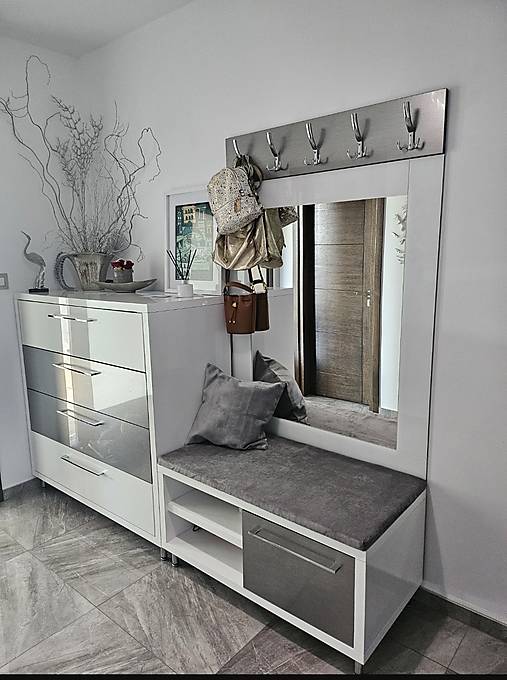 Úžitkový textil - Podsedák k vešiakovej stene- šedý zamat- Cortina 15 - 17946294_