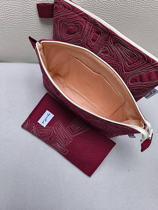 Kozmetické taštičky bordové (23 x 14 x 4 cm)