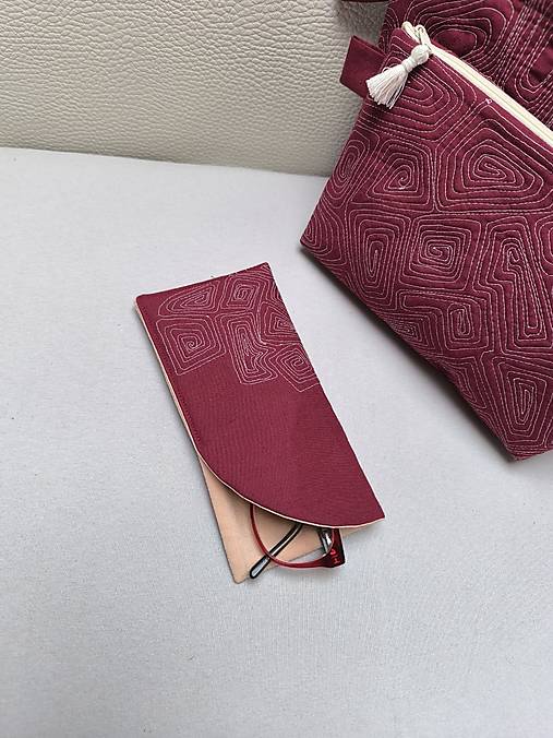 Kozmetické taštičky bordové