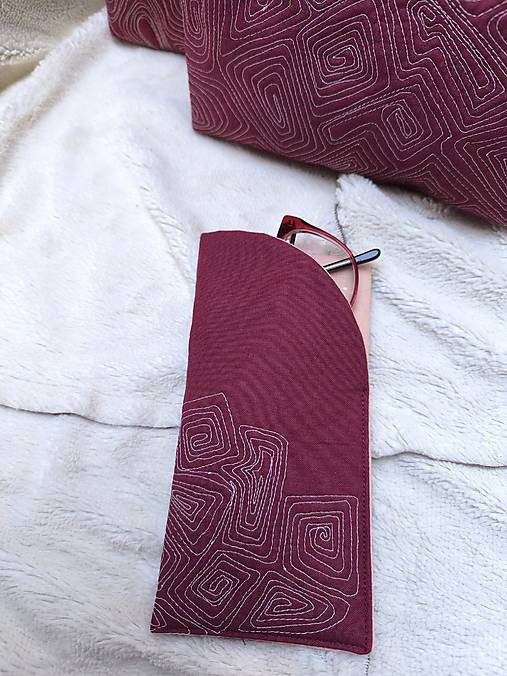 Kozmetické taštičky bordové (Puzdro na okuliare)