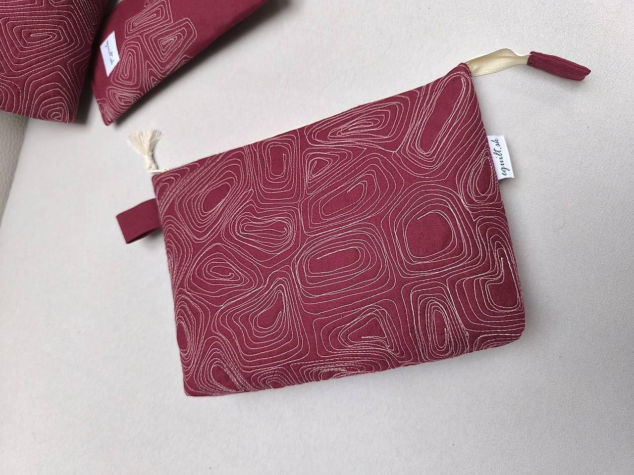 Kozmetické taštičky bordové (25 x 18 x 4 cm)